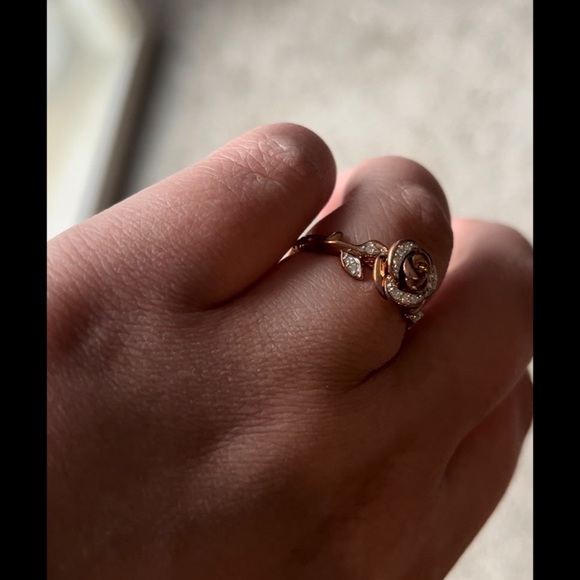 ✨ 3x HP ✨ Worn Twice Max. ✨ Belle 🥀 Ring w/ Real Diamonds ✨ - Picture 11 of 14